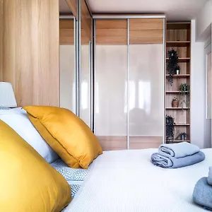 apartament-close-to-tauron-arena-for-4-guests.krakowhotelspoland.com/